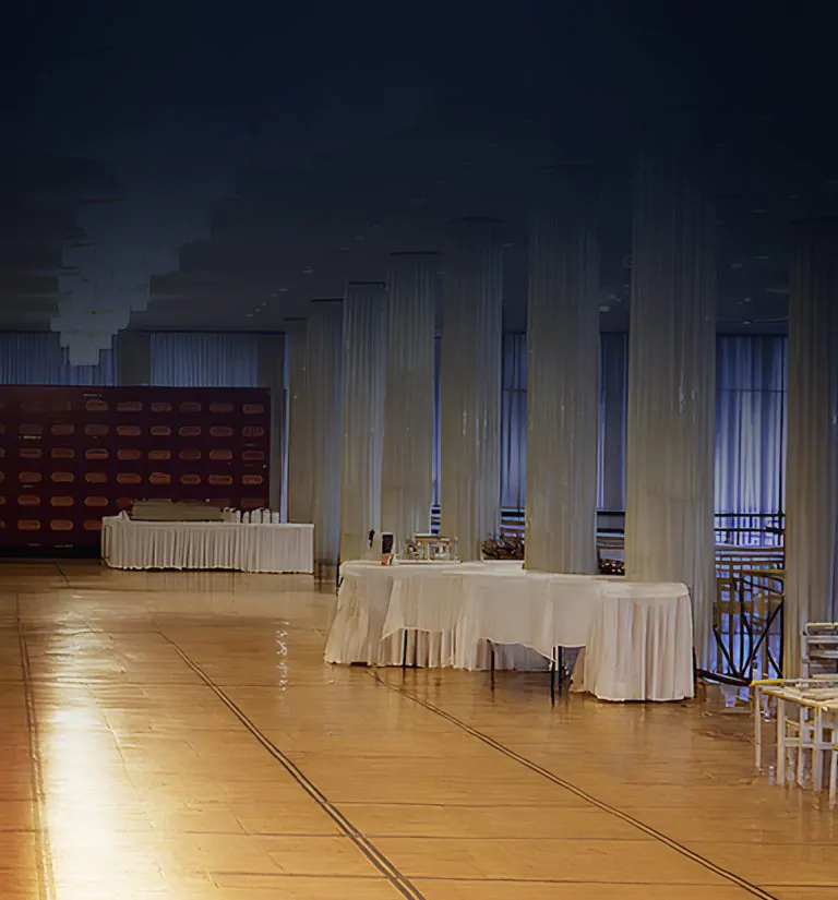 Banquet hall