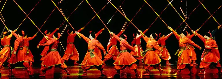 THE LEGEND OF UKRAINE AND OUR PRIDE – THE PAVLO VIRSKY NATIONAL DANCE ENSEMBLE ON THE MAIN STAGE OF THE UKRAINE PALACE
