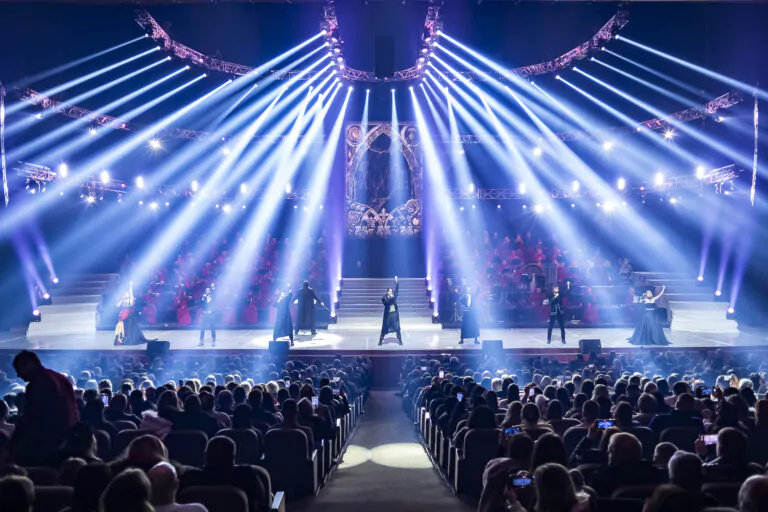  13, 14 та 15 лютого “Notre Dame de Paris – Le Concert ” у Палаці «Україна»